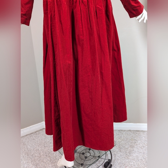 Vintage Laura Ashley Red Corduroy Midi Dress | 80s 90s 12 - Picture 5 of 13